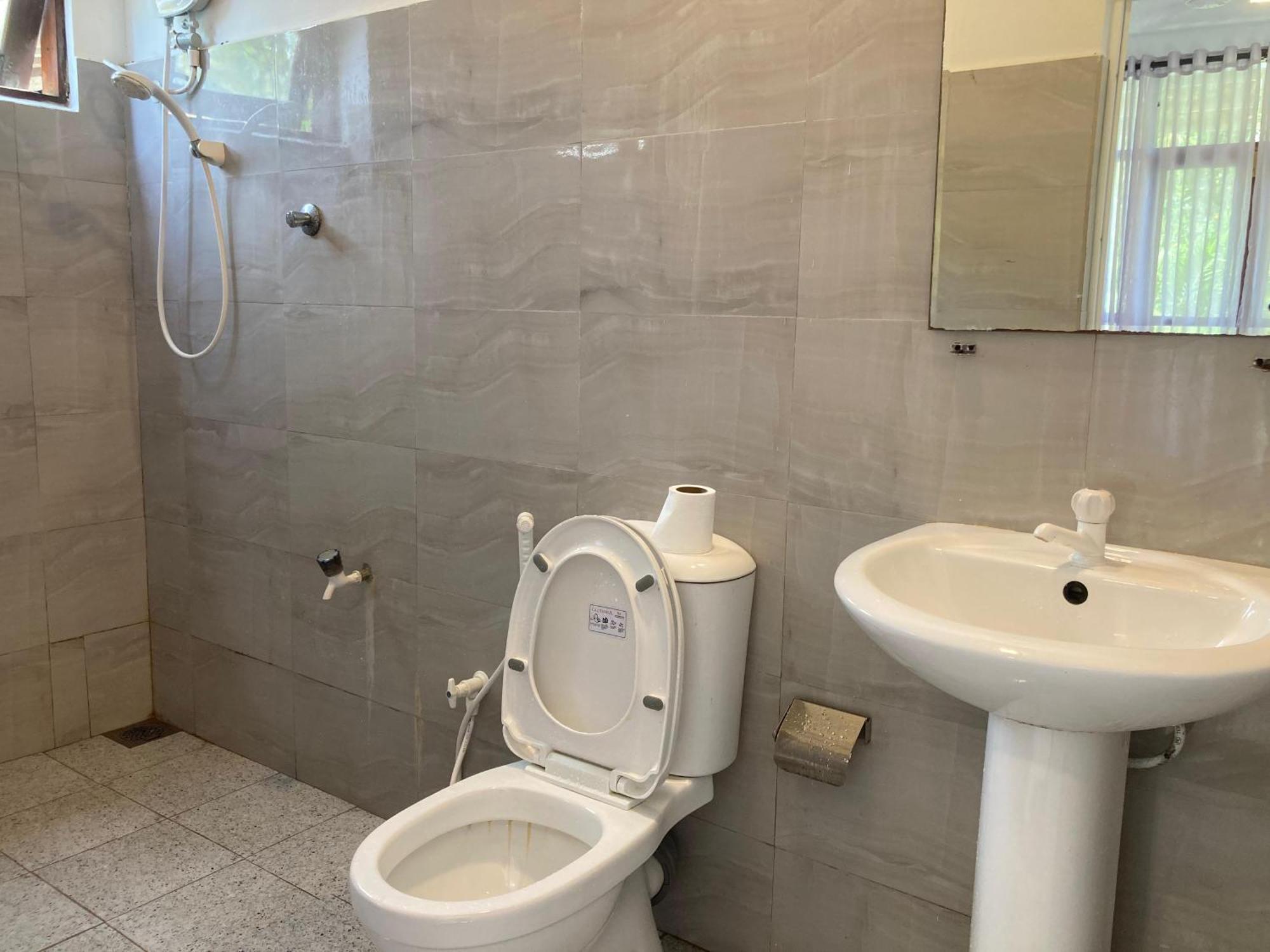 Navora Hotel Hikkaduwa Ngoại thất bức ảnh
